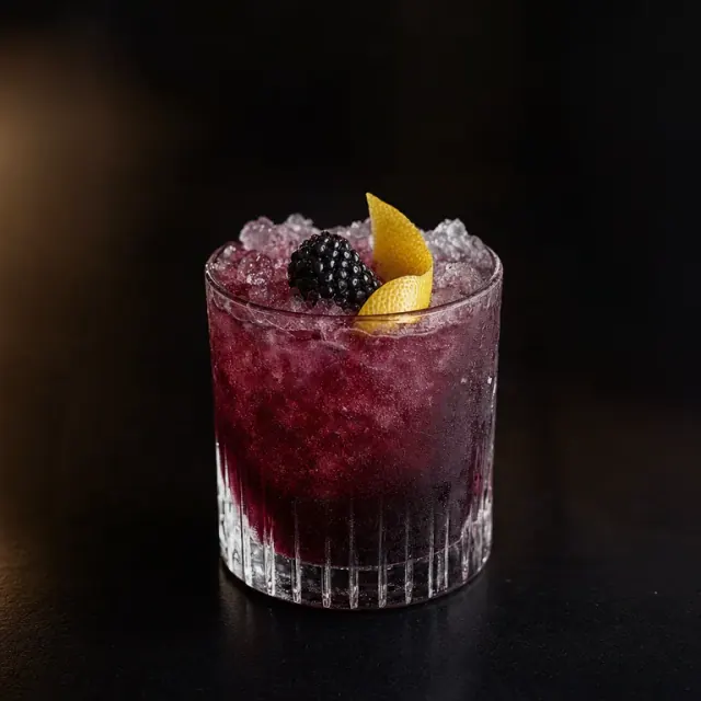 Illustrative alcohol-free bramble cocktail